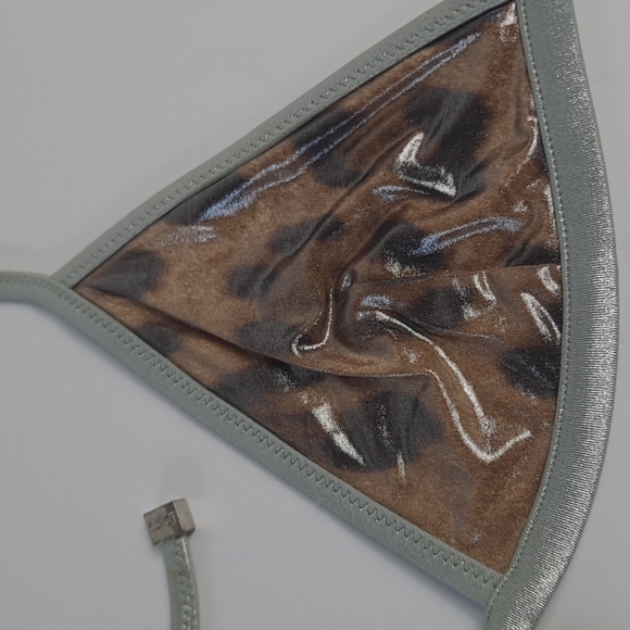 DOLCE GABBANA BEACH WEAR USA SIZE 0,TWO PIESE , LEOPARD PRINT AND SILVER - Picture 8 of 16